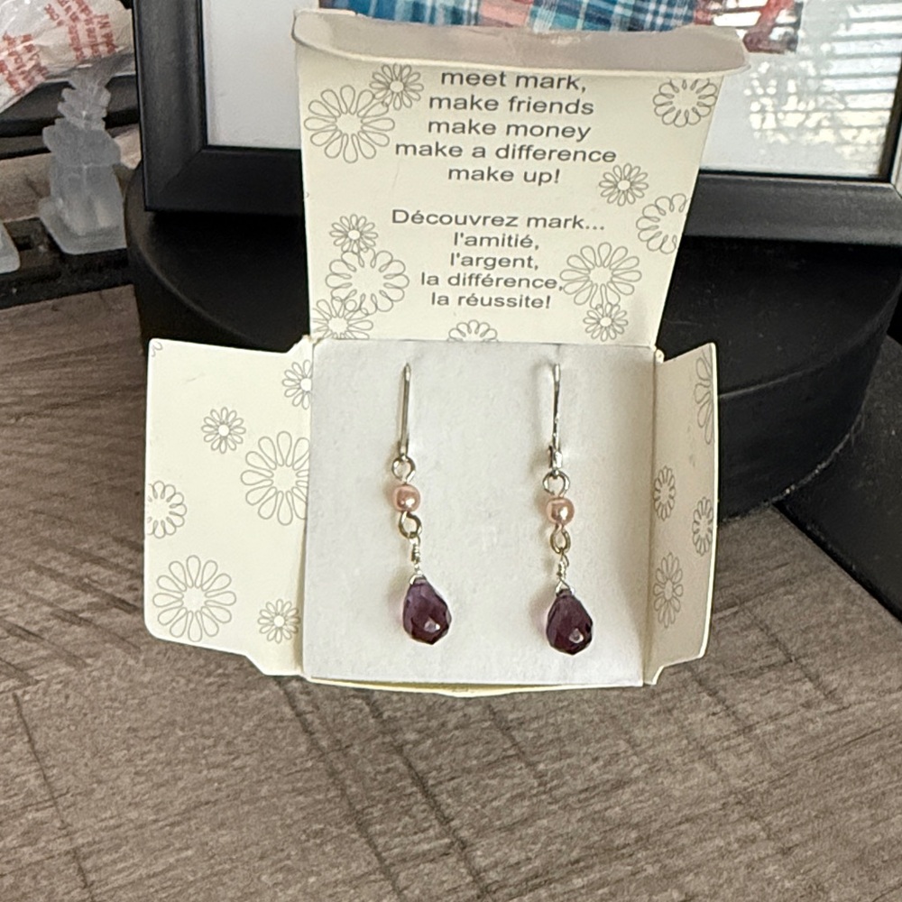 mark. Nostalgic Necklace with Matching Earrings